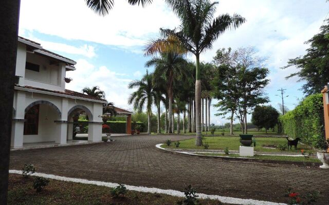 El Lugar Boutique Hotel