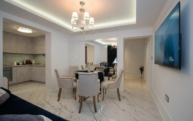 Paradise Center Apartment 2