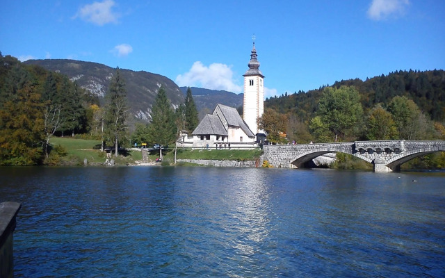 Hotel Jezero