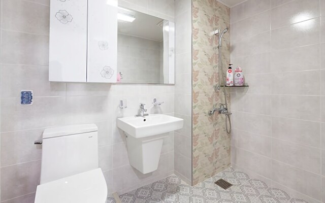 Seogwipo Dodam Dodam Pension