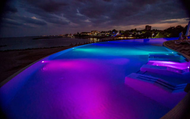 Mera Onix Cap Aurora