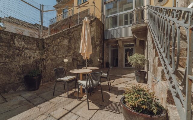 Porto Modern Downtown Apartment A With Terrace
