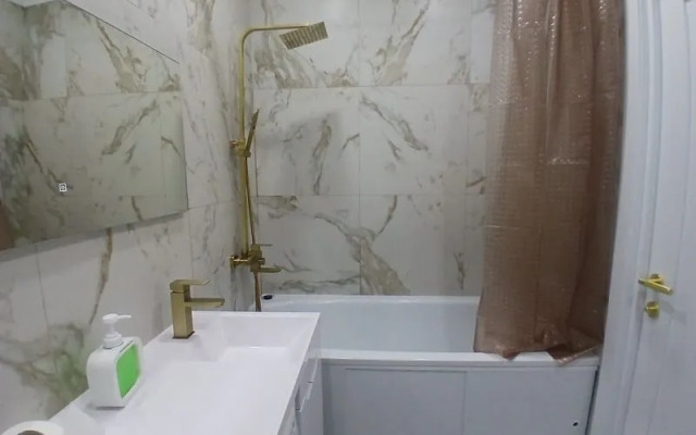 Апартаменты Хоум Дэй на ул. Александра Матросова, 30В