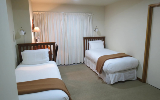 Te Wanaka Lodge – Guest Rooms – Wanaka