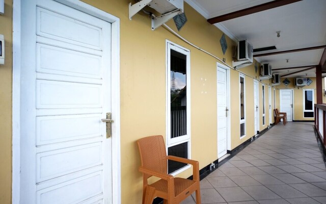 Marzan Syariah Guest House by OYO Rooms