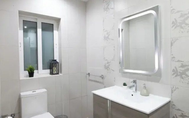 Modern Ensuite Rooms Near Balluta Bay