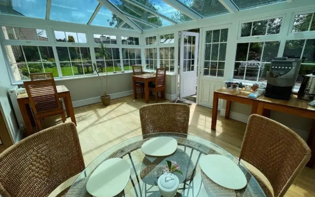 The Brookfield Guest House