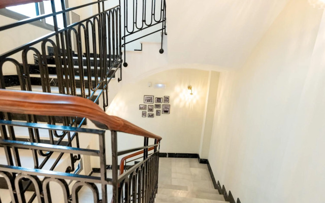 L&H CALLAO SELECTION (Adults only)