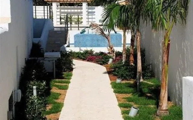 Aqualina Beach Club Unit 102