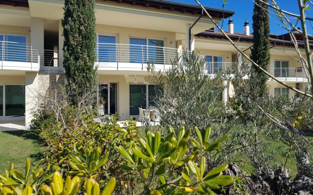 Luxury Apartments Beauty Gardens