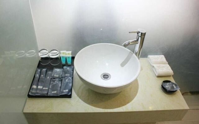 Handan New Oriental Business Hotel