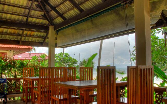 Clean Wave Resort