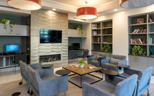 Bluebird Suites in Silicon Valley