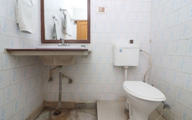 Collection O 28628 Hotel Himgiri Residency