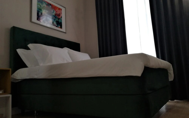 Temple Suites Guest House