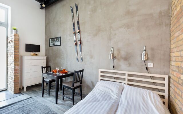 Downtown Studio Apartment