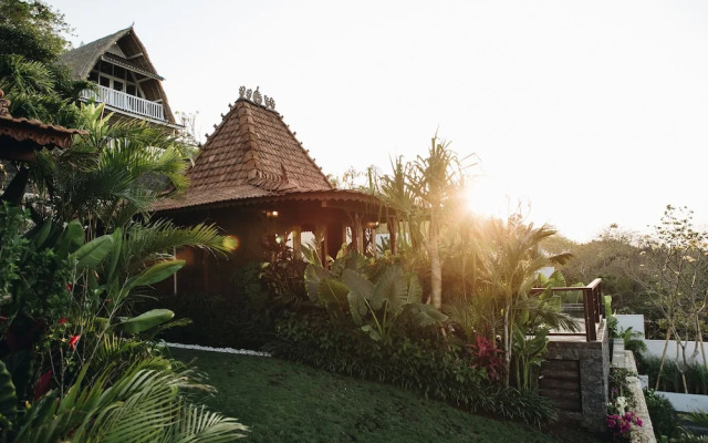 White Tortoise Eco Villa's