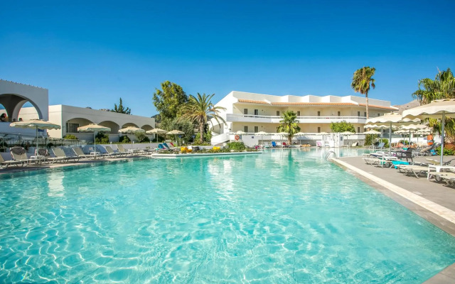 Hotel Niriides Beach