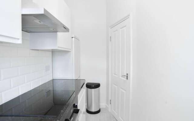 Elegant Studio In Euston