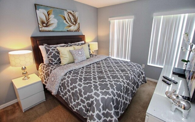 952 Lake Berkley