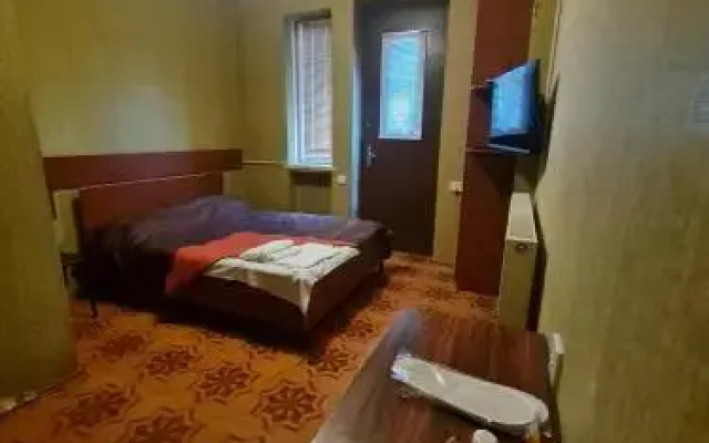 Piano Hotel