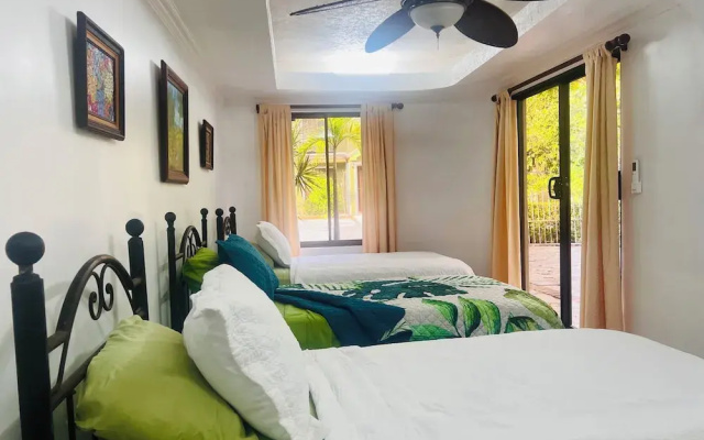 Casas del Toro Playa Flamingo