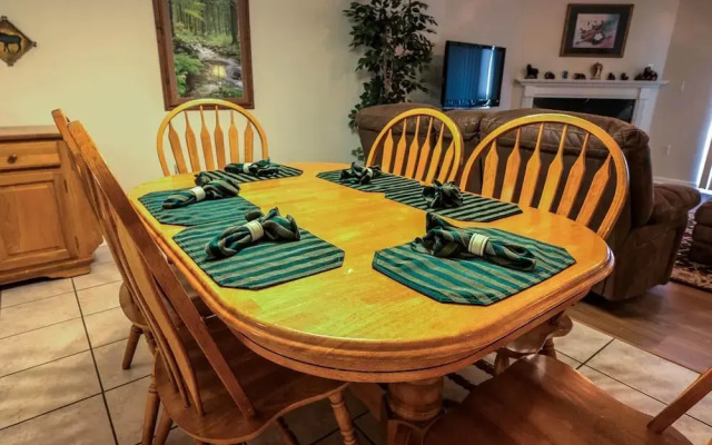 Whispering Pines 611
