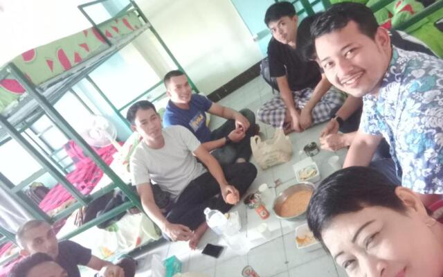 Jay Guesthoues and Restaurant