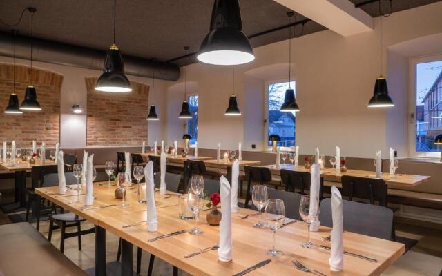 Hotel Zur Post Rohrdorf