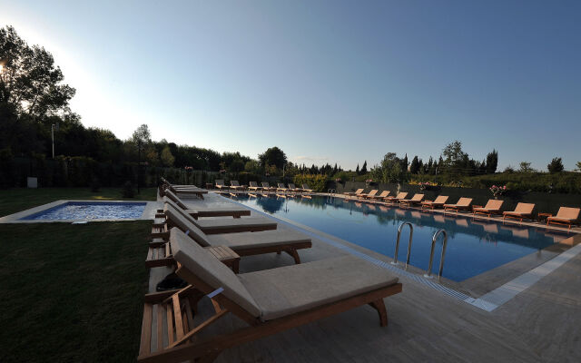 Sapanca Cayir Cimen Otel