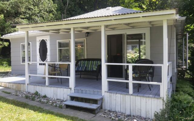 Pams 2 bedroom Cottage