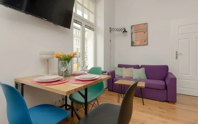 Apartment Warsaw's Praga by Renters