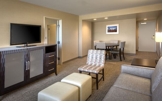 Holiday Inn Denver Lakewood, an IHG Hotel