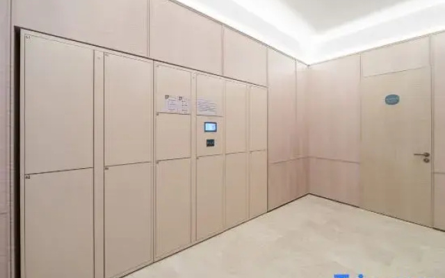 HanTing Hotel (Macheng North Station Jintong Avenue)