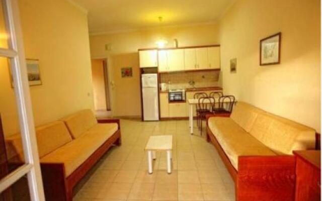 Zefiros Apartments