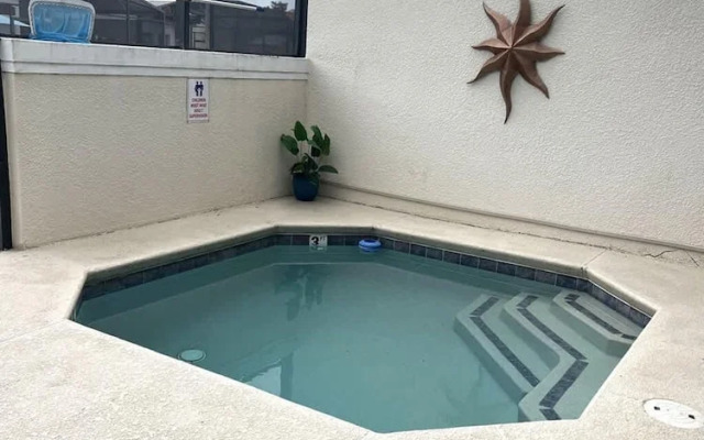 Private Pool Workspace Near All Attractions