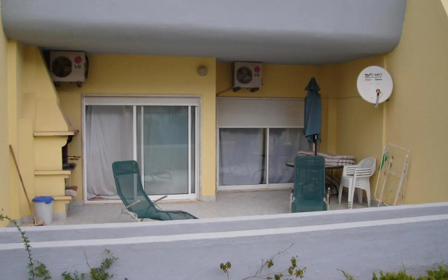 Caesar Apartment