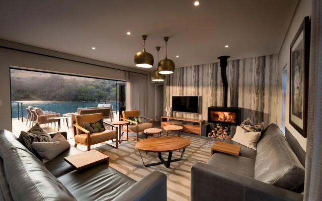 Riverhorse Lodge