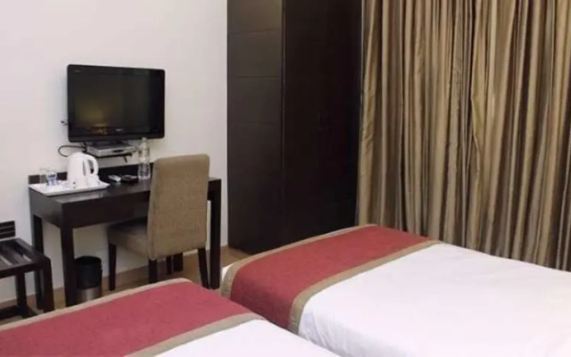 FabHotel Cabana GK1