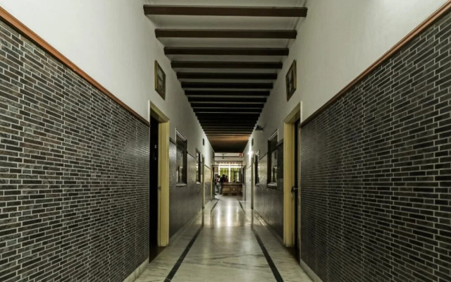 Hotel Antelia By OYO Rooms