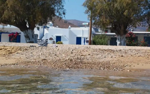 Studios Agira Serifos