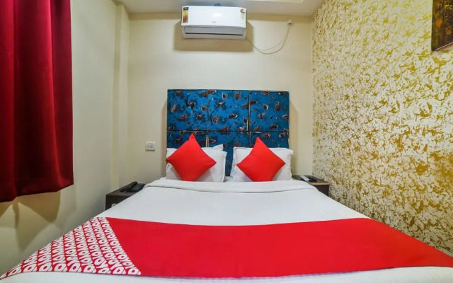 OYO 30329 Tsk The Golden Nest Deluxe