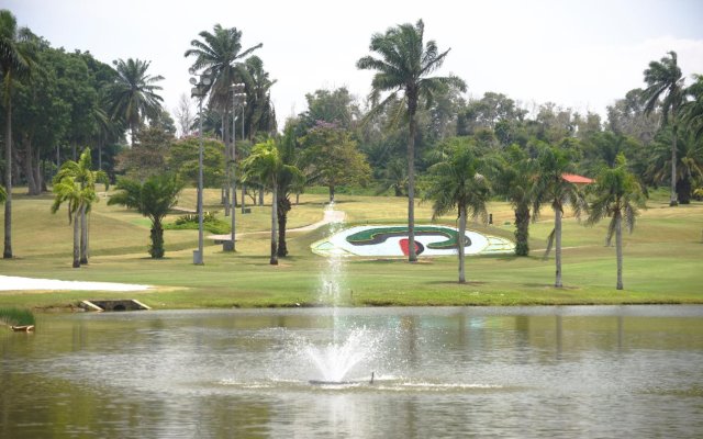 Tanjong Puteri Golf Resort - Malaysia