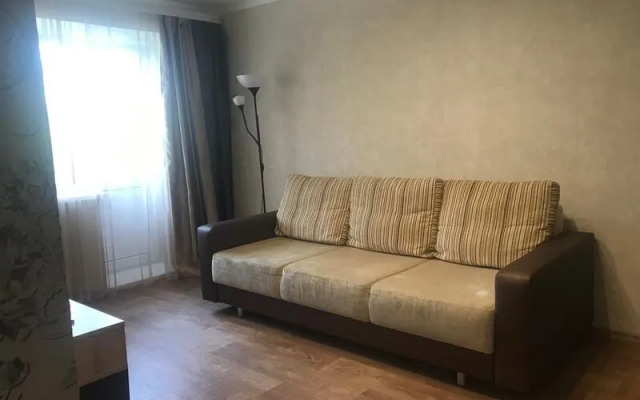 Апартаменты Пять Звезд Сквер Металлургов