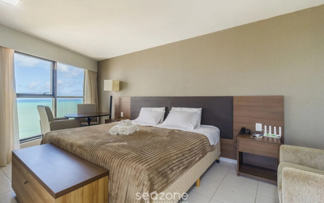 Estúdio Vista Mar cond. c/ acad. em Recife BCI1603