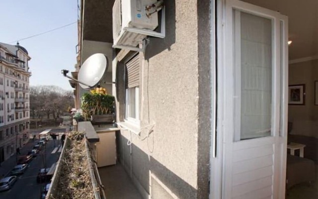 Apartment Green - Near Kalemegdan Citadel