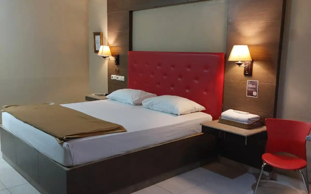 C'One Hotel Cempaka Putih