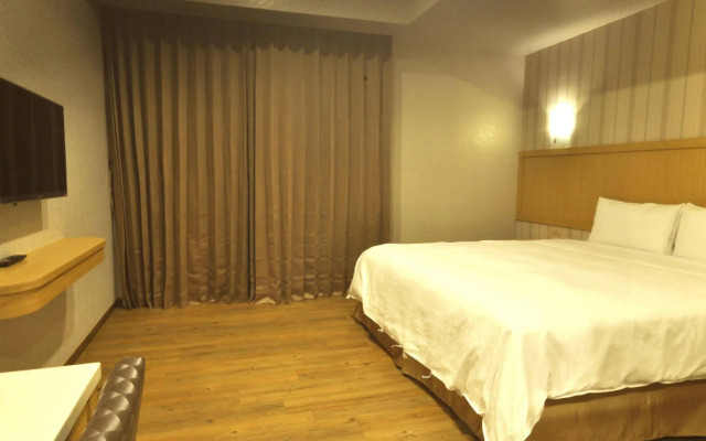 Fish Hotel - Pingtung