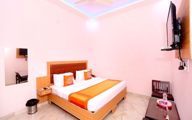 OYO 11497 Hotel Sharnam