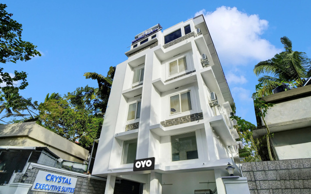 Super Hotel O Crystal Executive Suites